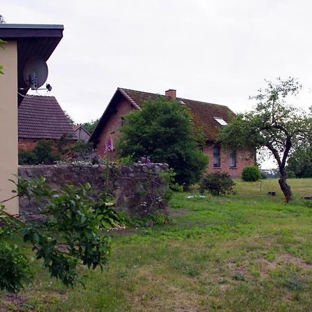 Bungalow Am Forsthaus Stagniess Uckeritz Exteriör bild